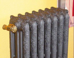 Cast iron heating batteries must be fastened more reliably, since they are heavier in weight