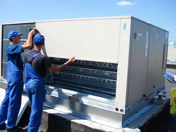 el mantenimiento del equipo de ventilación requiere calificaciones