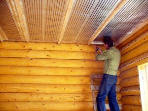 Filmverwarming van een houten huis